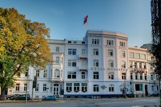 ルレクサ ホテル ベルビュー