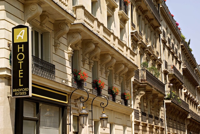 オテル ブラッドフォード エリゼ – アストテル