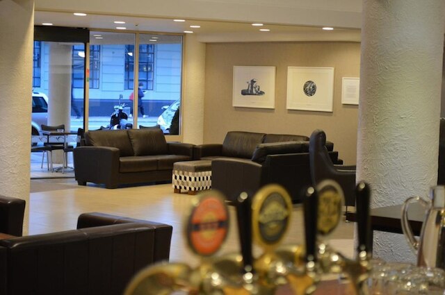 ウエスト プラザ ホテル