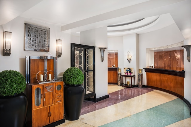 ナショナル ホテル、大人限定のオーシャンフロント リゾート