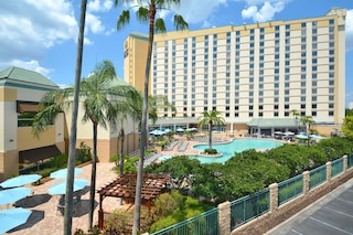 ローゼンプラザ オン インターナショナル ドライブ