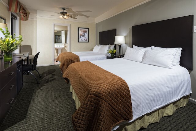 ザ ウィローズ ホテル