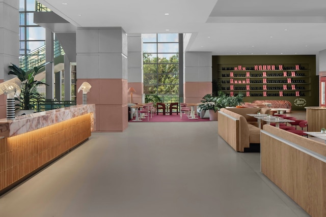 ダウンライト・オースティン、ルネッサンスホテル