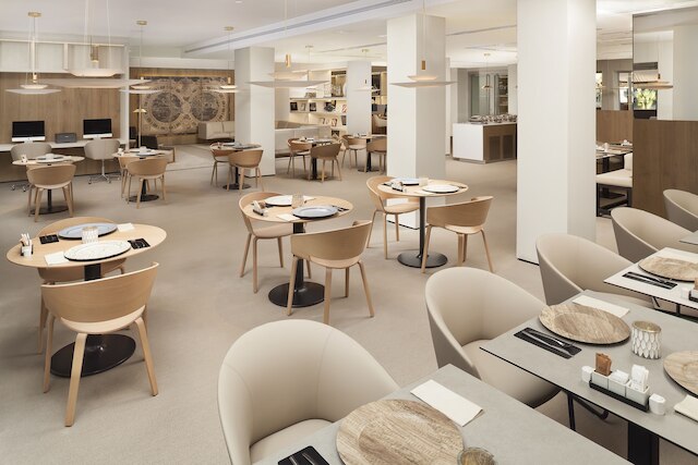 メリア レブレロス