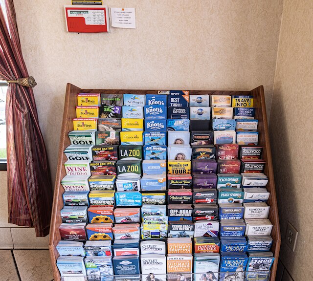 ホスピタリティ・イン・サン・ベルナルディノ / レッドランズ