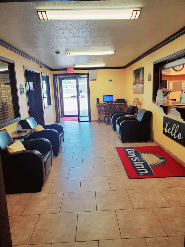 デイズ イン バイ ウィンダム シェリダン