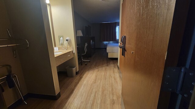 デイズ イン バイ ウィンダム シェリダン