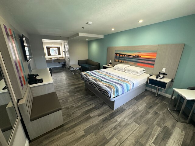 ザ ウェイブ マンハッタン ビーチ