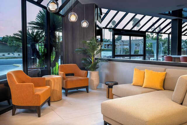 ダブルツリー バイ ヒルトン ホテル サンバーナーディーノ