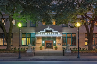 ル メリディアン ダラス ザ ストーンリー