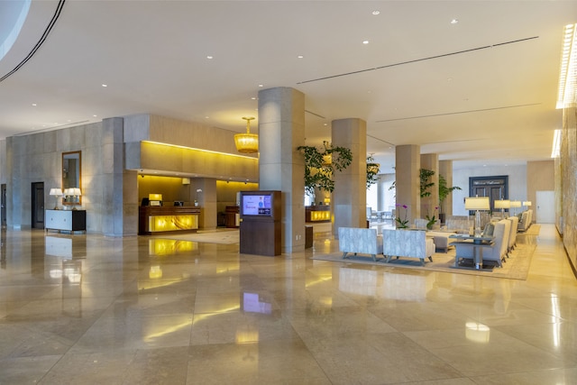 ザ ビバリー ヒルトン