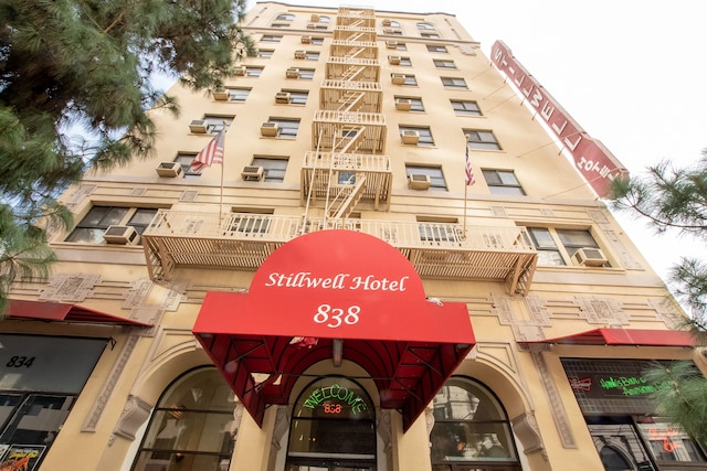 スティルウェル ホテル