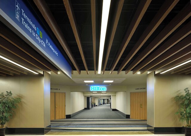 ヒルトン シカゴ オヘア エアポート