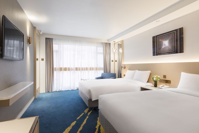 ホリデイ・イン ゴールデン マイル香港 by IHG (香港金域假日酒店)