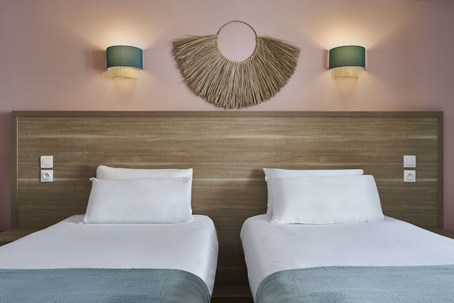 ホテル カバネル バイ ハッピーカルチャー