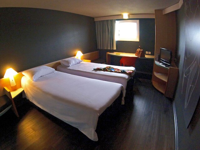 イビス レンヌ ボーリュー