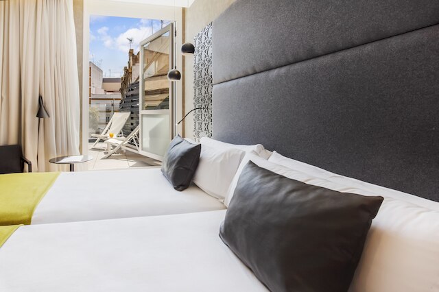 カタロニア ヒラルダ ホテル