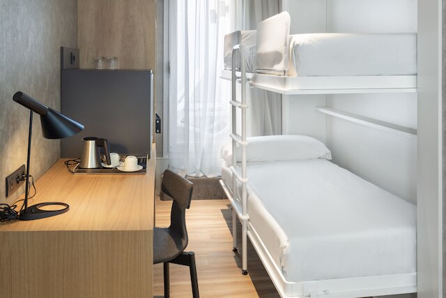 カタロニア ヒラルダ ホテル