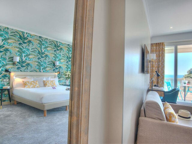 メルキュール ニース マルシェ オー フルール