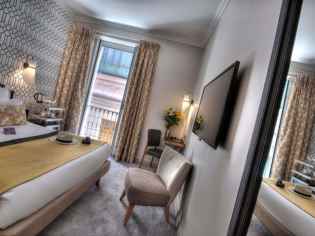 メルキュール ニース マルシェ オー フルール