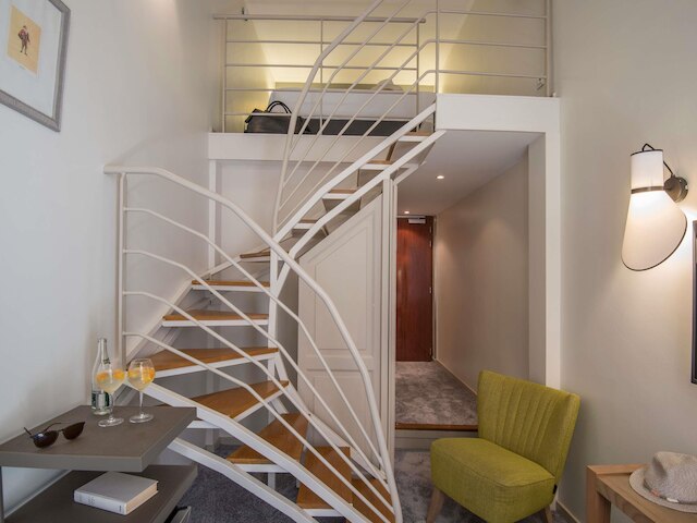 メルキュール ニース マルシェ オー フルール