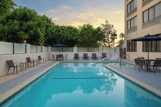 コートヤード バイ マリオット サイプレス アナハイム / オレンジ カウンティ