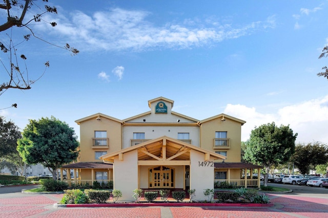 ラ キンタ イン & スイーツ バイ ウィンダム アーヴィン スペクトラム