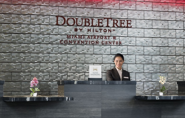 ダブルツリー バイ ヒルトン ホテル マイアミ エアポート & コンベンション センター
