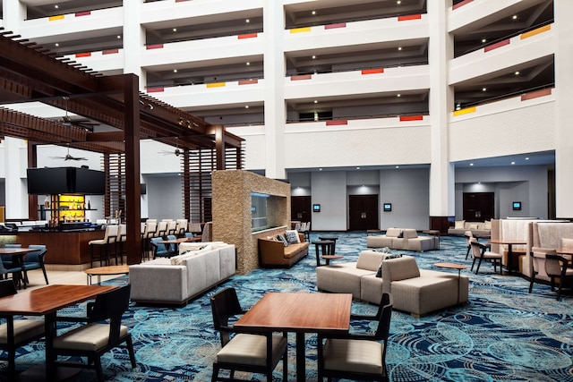 ダブルツリー バイ ヒルトン フェニックス メサ