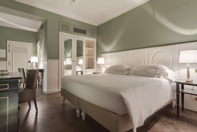 プラザ ホテル ルッケージ