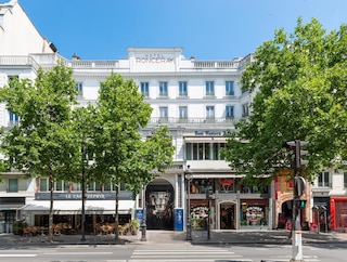 ベストウェスタン ホテル ロンセレー オペラ