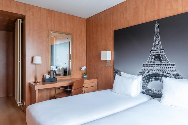 ベストウェスタン ホテル ロンセレー オペラ