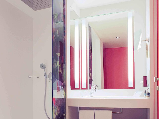 メルキュール リール マルク アン バルール