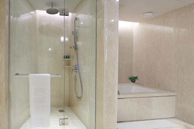 シャングリ・ラ スラバヤ