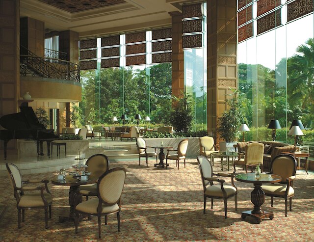 シャングリ・ラ スラバヤ