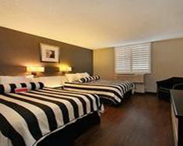 ラマダ プラザ バイ ウィンダム ウエスト ハリウッド ホテル & スイーツ