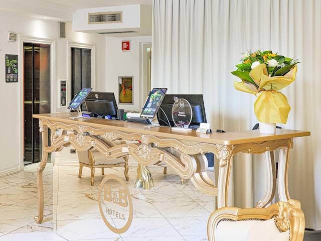 B&B  ホテル フィレンツェ ローラス アル ドゥオーモ