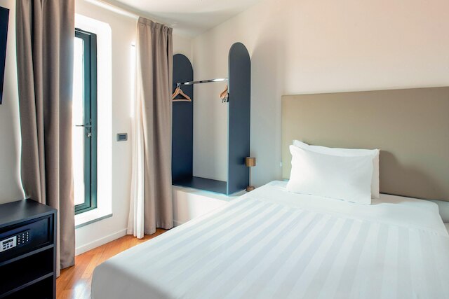 B&B  ホテル フィレンツェ ローラス アル ドゥオーモ