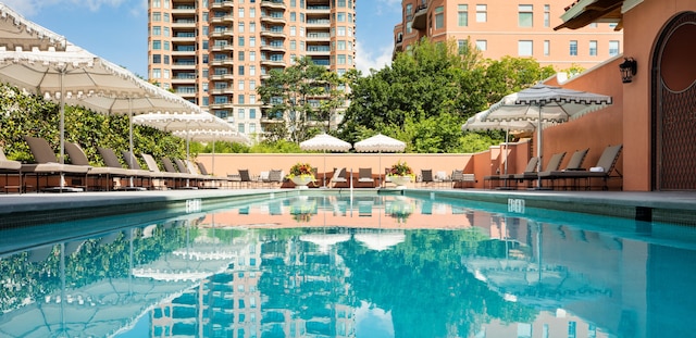 ローズウッド マンション オン タートル クリーク