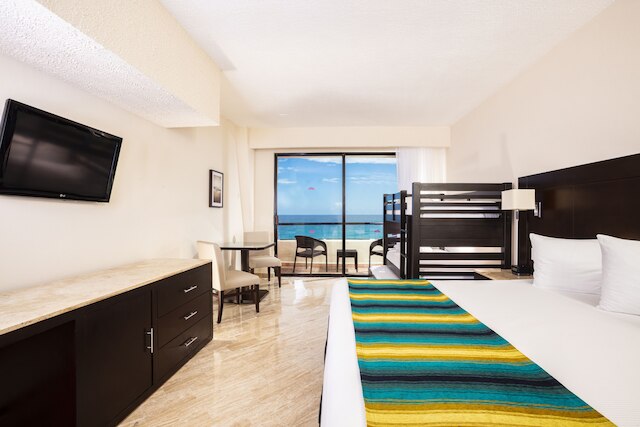 クラウン パラダイス クラブ カンクン オール インクルーシブ