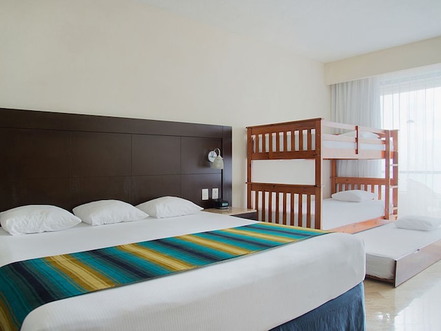 クラウン パラダイス クラブ カンクン オール インクルーシブ