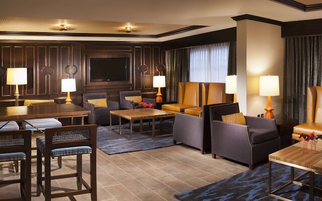 ヒルトン サンタフェ ヒストリック プラザ