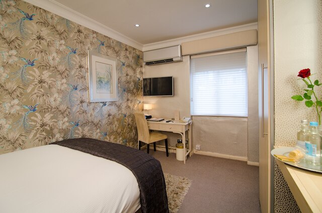 ザ ビューフォート ナイツブリッジ