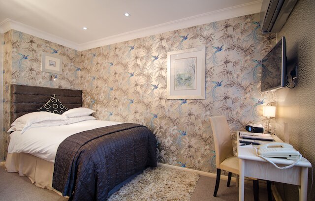 ザ ビューフォート ナイツブリッジ