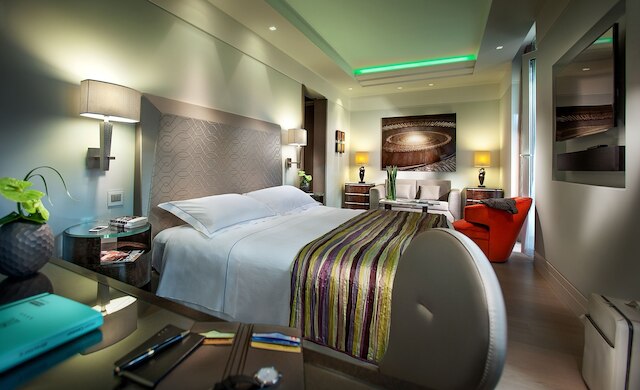 ホテル カヴール