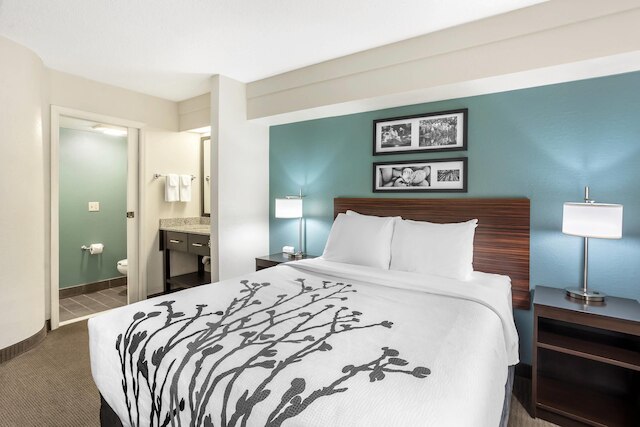 スリープ イン ニア ペン ステート - ステート カレッジ, PA