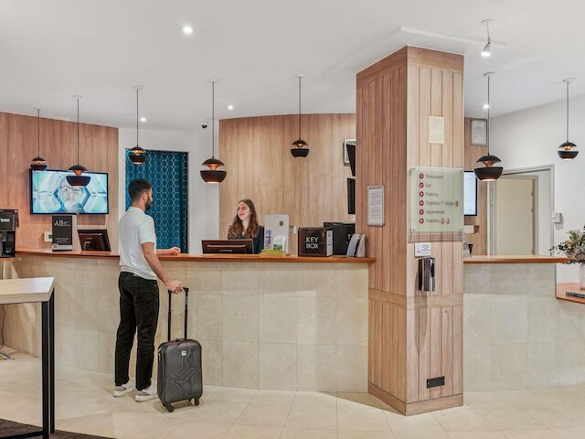 メルキュール パリ ポルテ ドルレアン