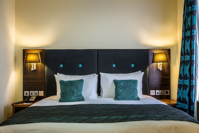 ホリデイ イン ロンドン - ケンジントン ハイ ストリート by IHG