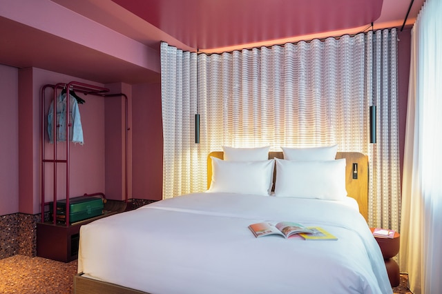 トライブ デュッセルドルフ