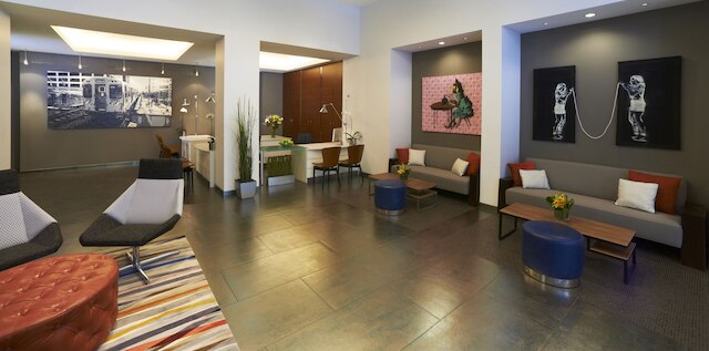 キンジー ホテル